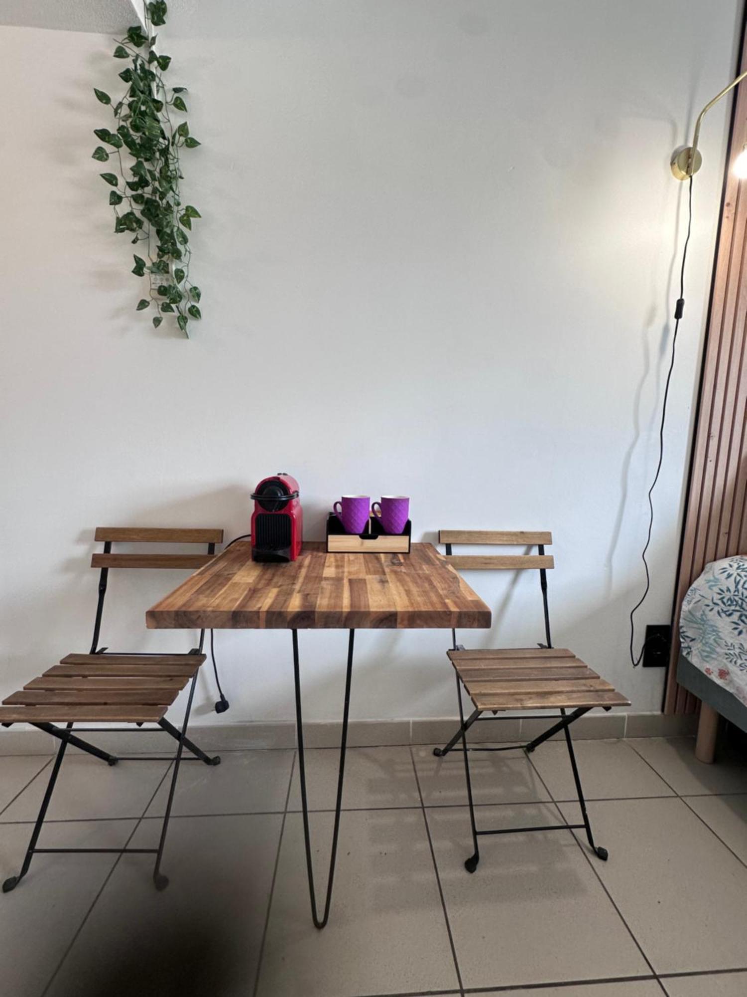 Charmant Studio Le Clos D'Aix Parking Prive Gratuit Et Piscine Екс ан Прованс Екстериор снимка