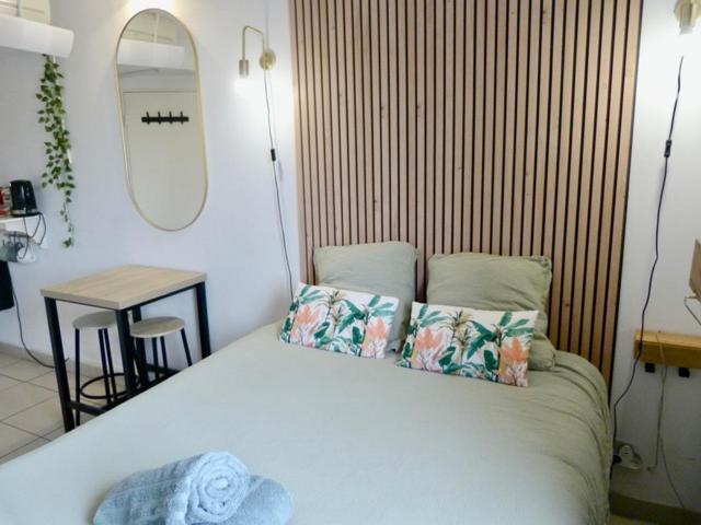 Charmant Studio Le Clos D'Aix Parking Prive Gratuit Et Piscine Екс ан Прованс Екстериор снимка